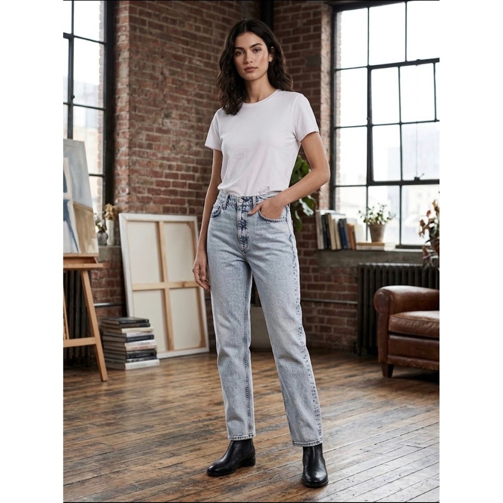 Rag & Bone Logan High-Rise Straight Leg Jeans Venice Acid Wash 30 WDD22P2899B1VE